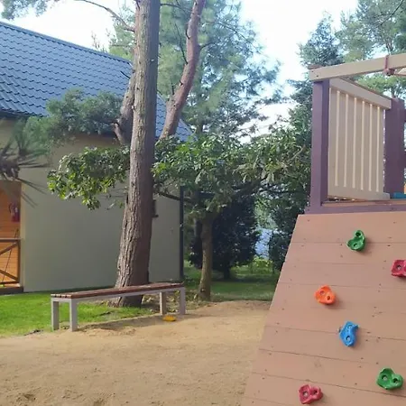 Bursztynowo Apartamentowe * 奥斯特罗沃